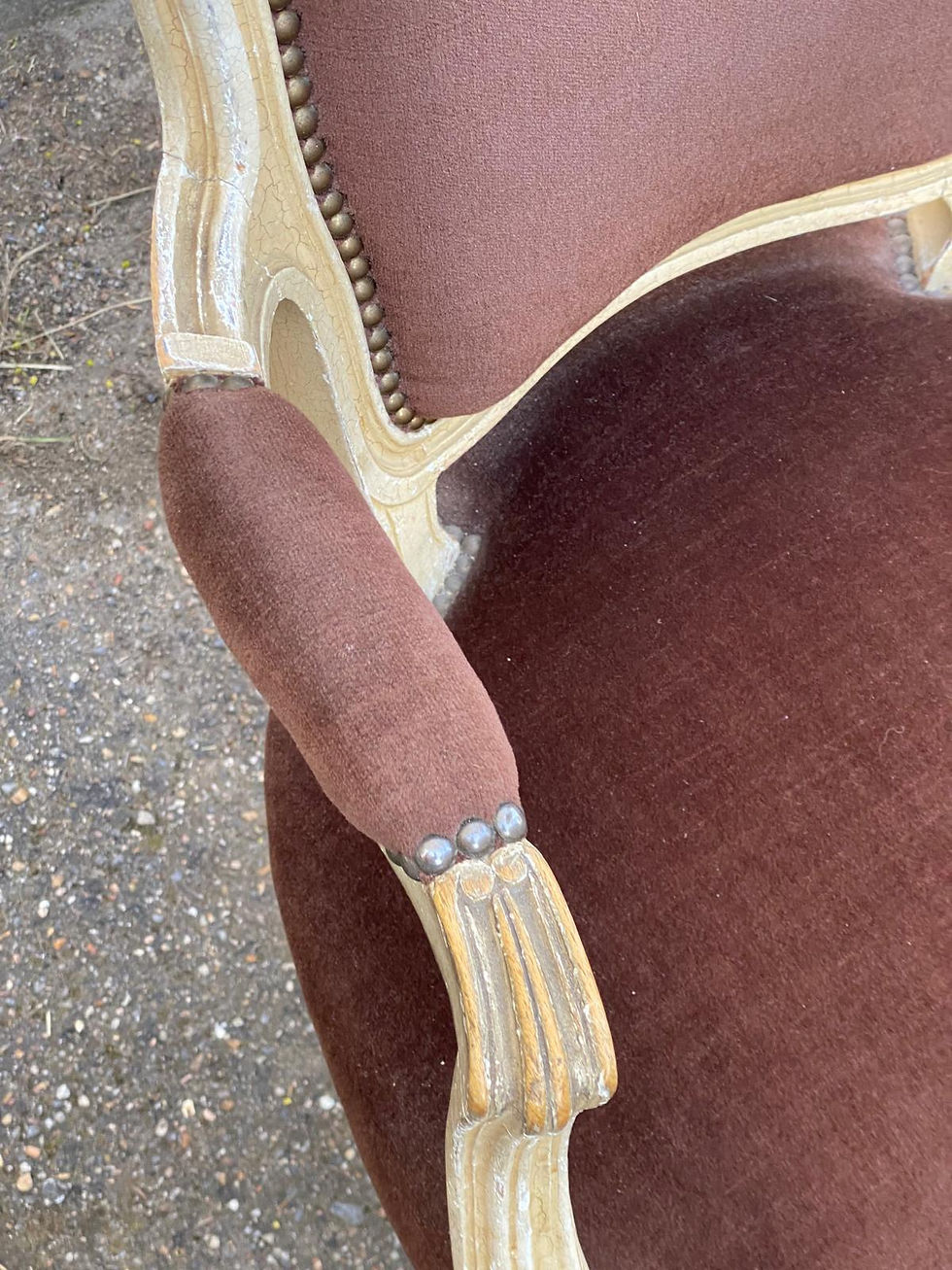 Miniature : Fauteuil cabriolet Louis XV en bois massif beige et tissu velours