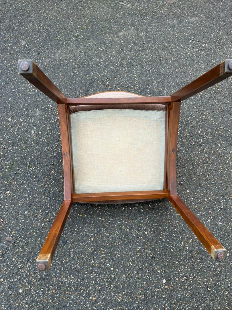 Miniature : 2 chaises Scandinaves Baumann bois massif et velours violet 1960