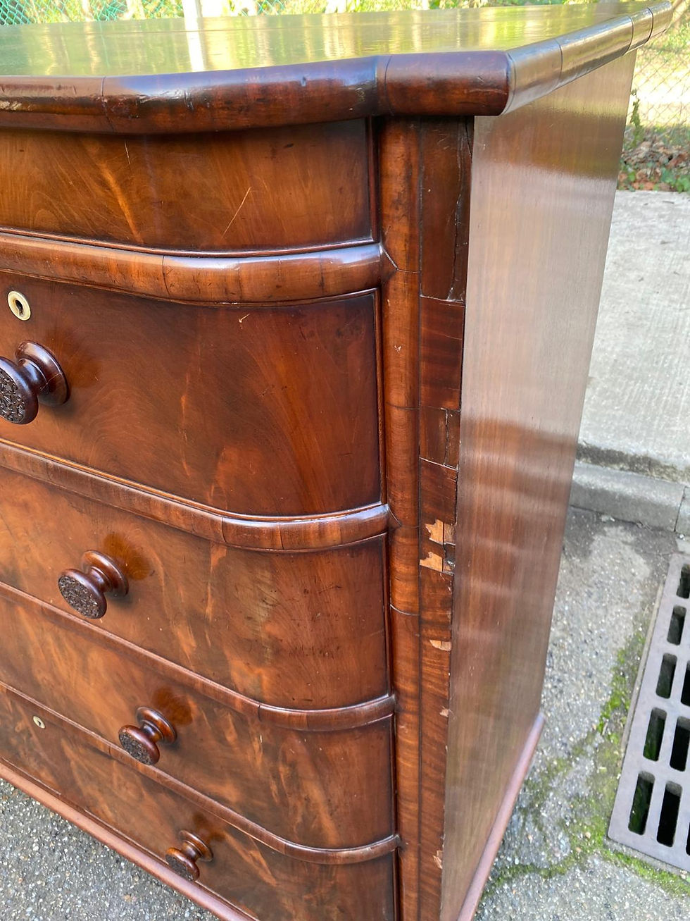 Miniature : Commode anglaise victorienne en bois massif Mahogany 1930