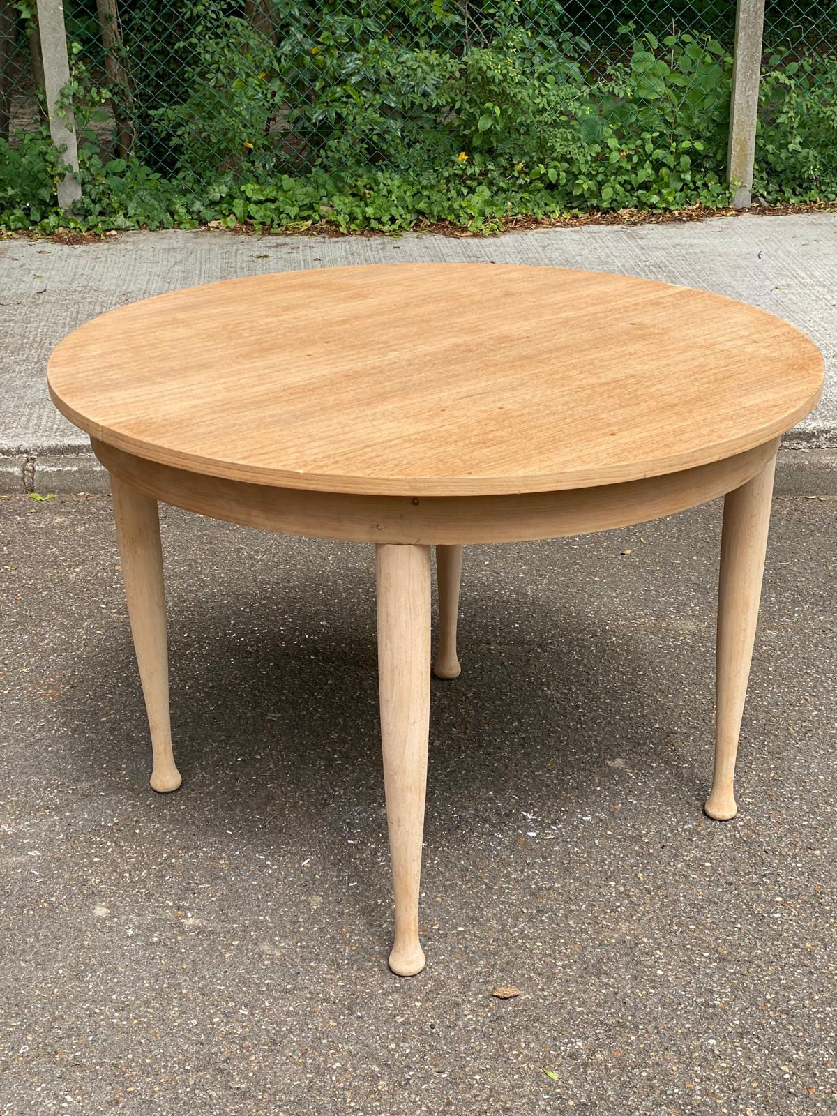 Table à manger scandinave ronde extensible rénovée en teck 110cm