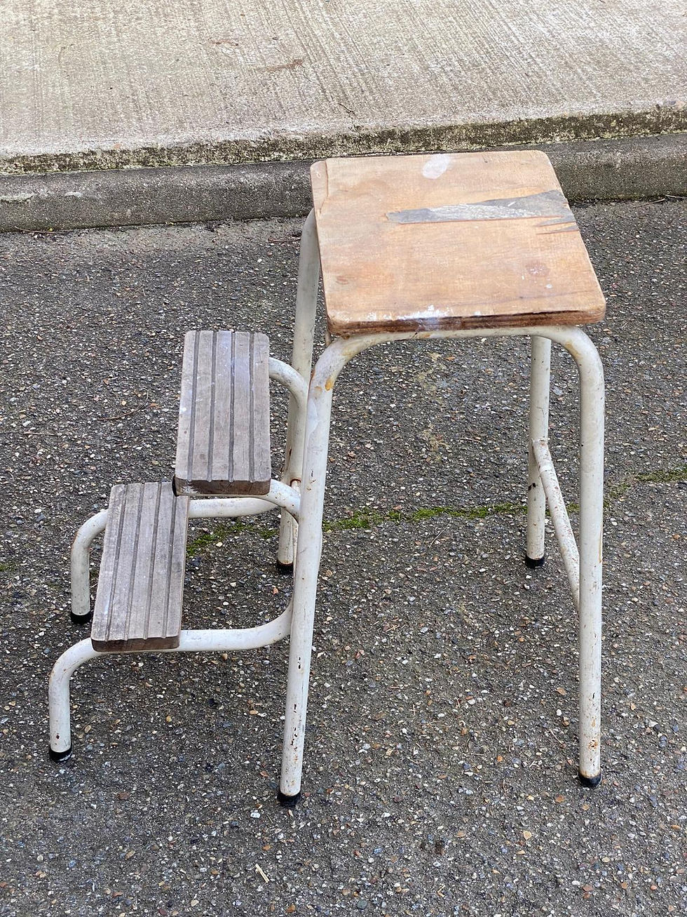 Miniature : Tabouret escabeau pliable en en bois
