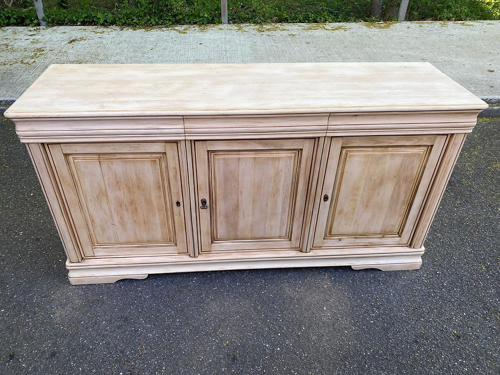 Miniature : Buffet Louis Philippe campagnard vintage rénové en bois massif 185cm