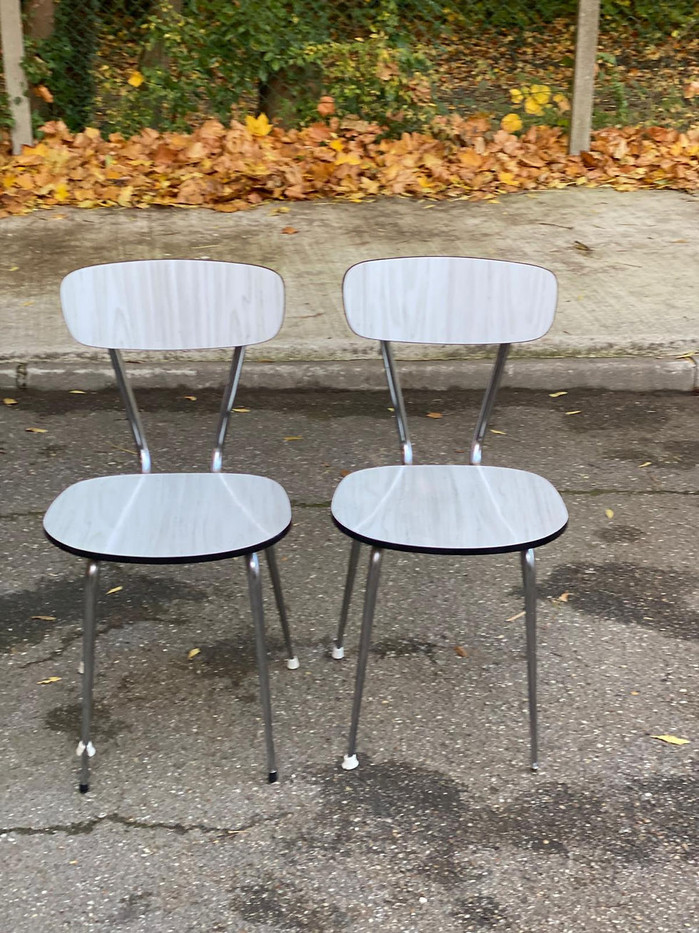 2 chaises formica beige et acier 1980