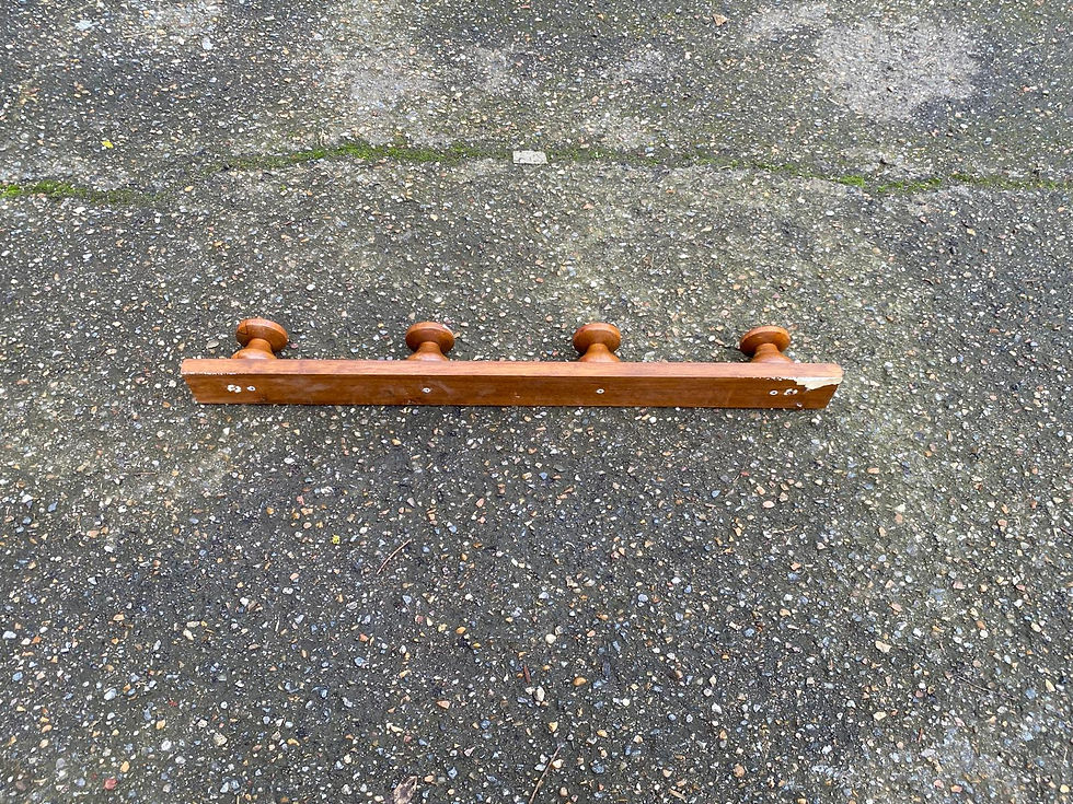Miniature : Porte-manteau mural patère en bois massif moyen 4 accroches
