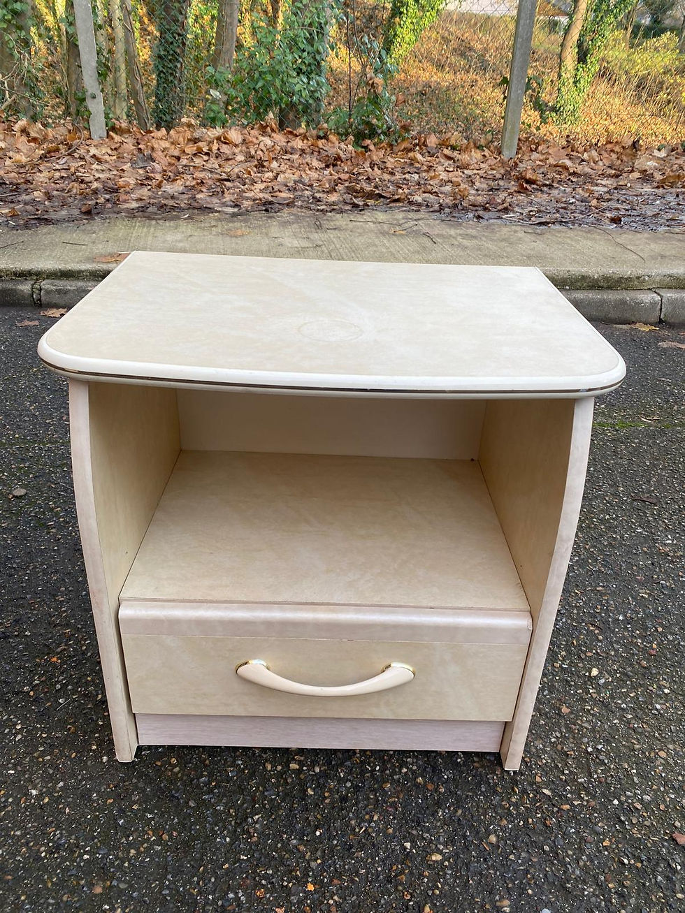 Miniature : Table de chevet en bois beige 1980