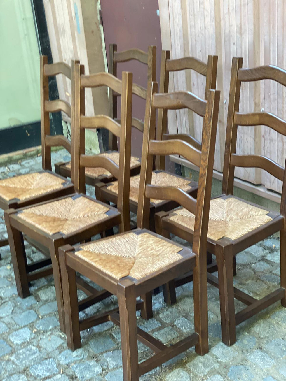 Miniature : 6 chaises à manger bois massif foncé paillées des années 70
