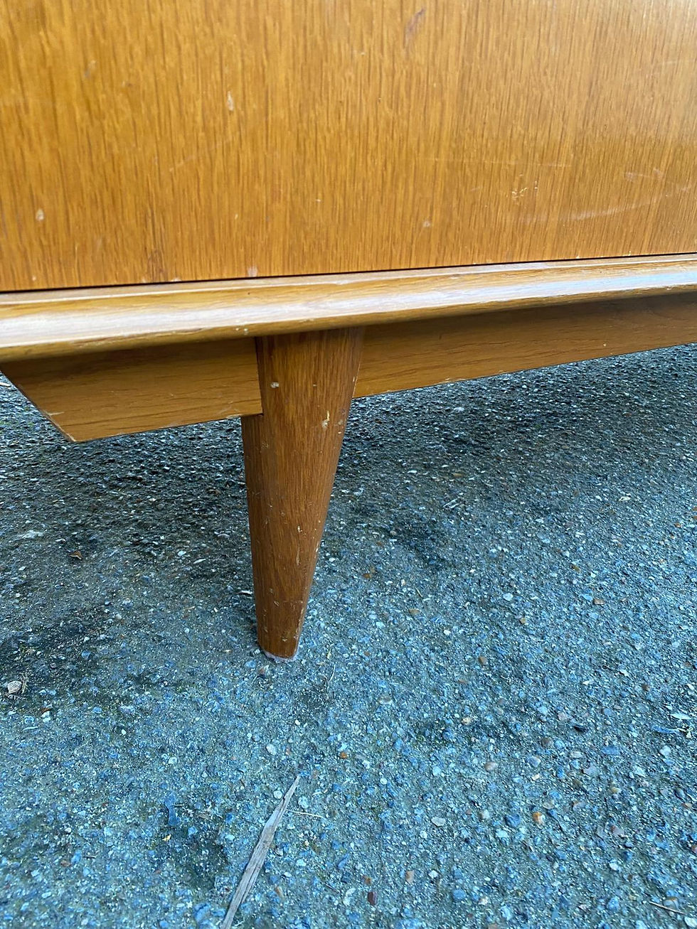 Miniature : Armoire scandinave 3 portes en chêne 1960 de 155cm