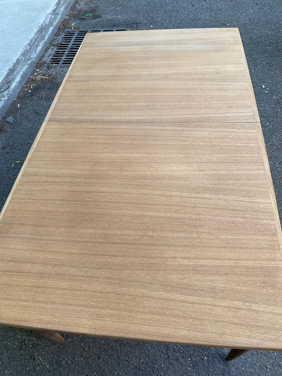 Miniature : Table à manger scandinave rectangulaire extensible en teck 220cm