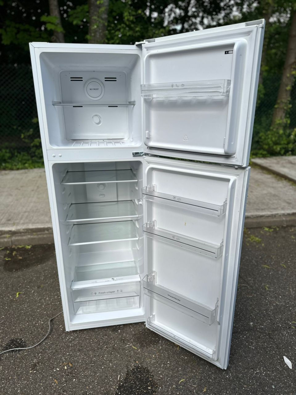 Réfrigérateur congélateur 2 portes Thomson THD253NFWH