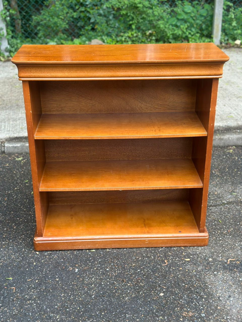 Miniature : Bibliothèque bibus en bois massif Louis Philippe 1970