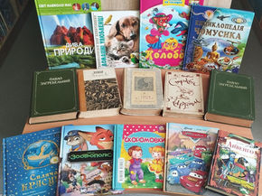 Наша шкільна бібліотека знову стала багатшою на нові книги!