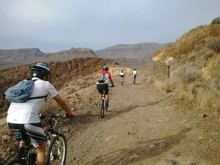 Miniatura: Rutas Bicicleta de Carretera (Tablero – Ayagaures – Montaña la Data)