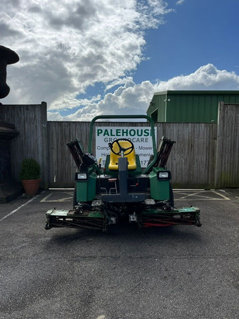 Thumbnail: John Deere 3325