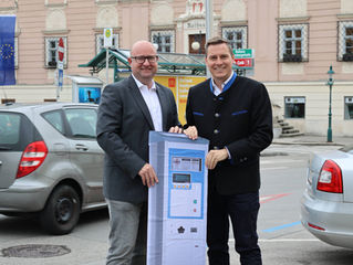 2 Parkscheinautomaten am Rathausplatz sowie Niedermarkt
