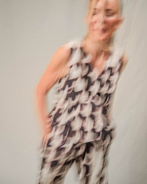 Alt-Text: „ Exklusive Damenmode von Odeeh aus Hamburg bei Calla Mode in Oberursel Taunus. Frankfurt“
Private Shopping 
Personal shopper
minimaliststyle, slowfashion
designer, boutique mode Bad Homburg, Oberursel, Berlin, Düsseldorf, Fashionista main Taunus Kreis