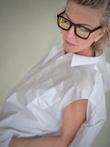 „Kunst, Mode & Parfüm Exklusive limitierte Auflagen von Alguien aus Barcelona bei Calla Mode in Oberursel Taunus. Frankfurt“
Private Shopping
Personal shopper
minimaliststyle, slowfashion
designer, boutique mode Bad Homburg, Oberursel, Berlin, Düsseldorf, Fashionista main Taunus Kreis