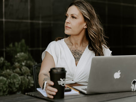 Stop Cutting Out Carbs to Lose Weight: The Secret to Losing Fat Without the Hunger