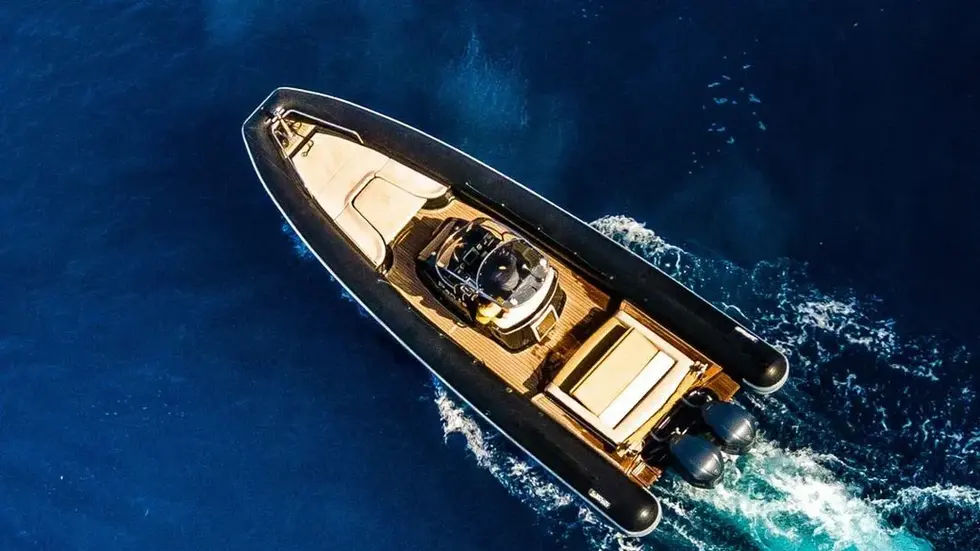 2-x-350-HP-Luxury-RIB-Sea-Water-Smeralda-2