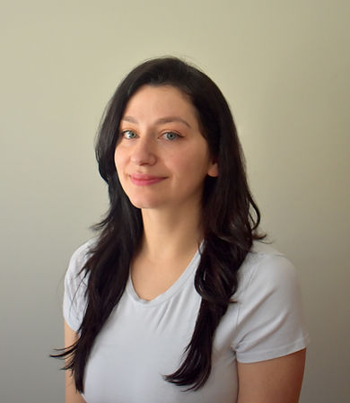 sketches by gina headshot.jpg