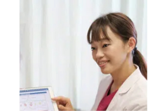 岡 真由子