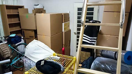 引っ越し準備中の部屋
