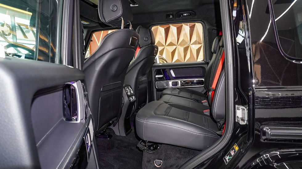 Miniature : Mercedes Benz G63 AMG Double Night Package Int Blanc cassé