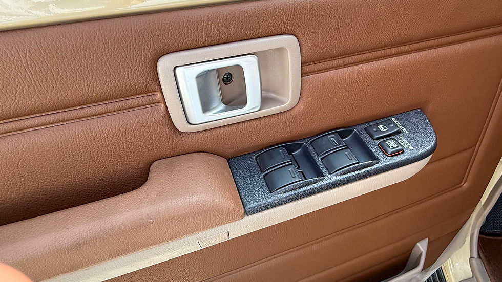 Thumbnail: Toyota Land Cruiser Hard Top