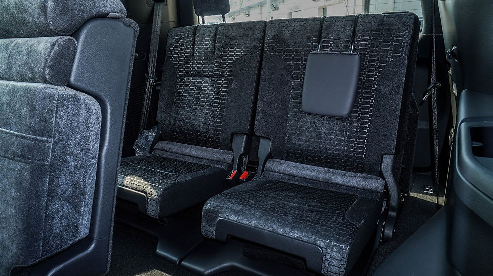 Thumbnail: Toyota Land Cruiser GXR Twin Turbo