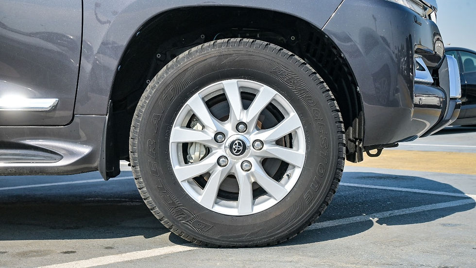 Thumbnail: Toyota Land Cruiser VXR 2021