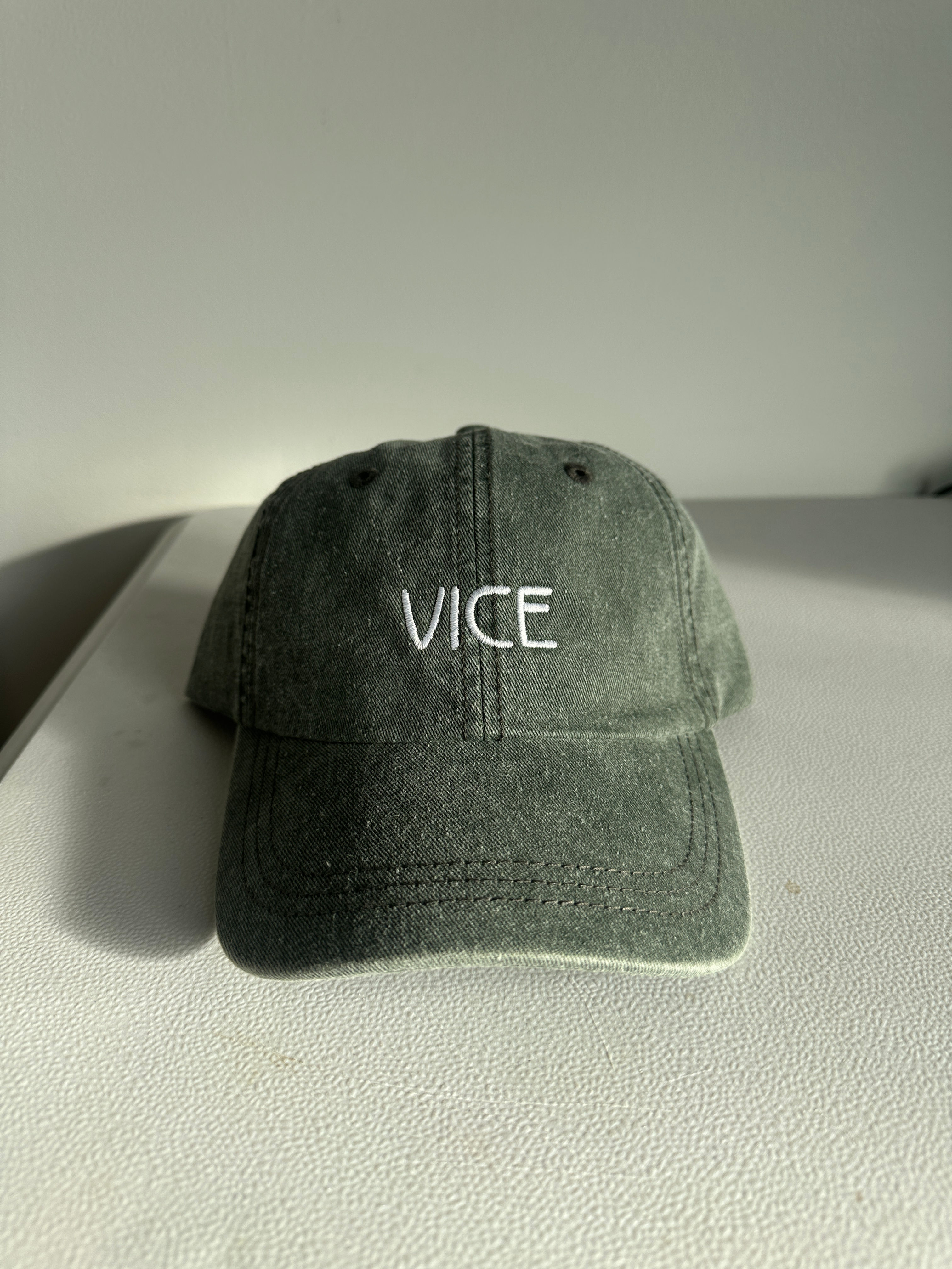 Vice Dad hat 