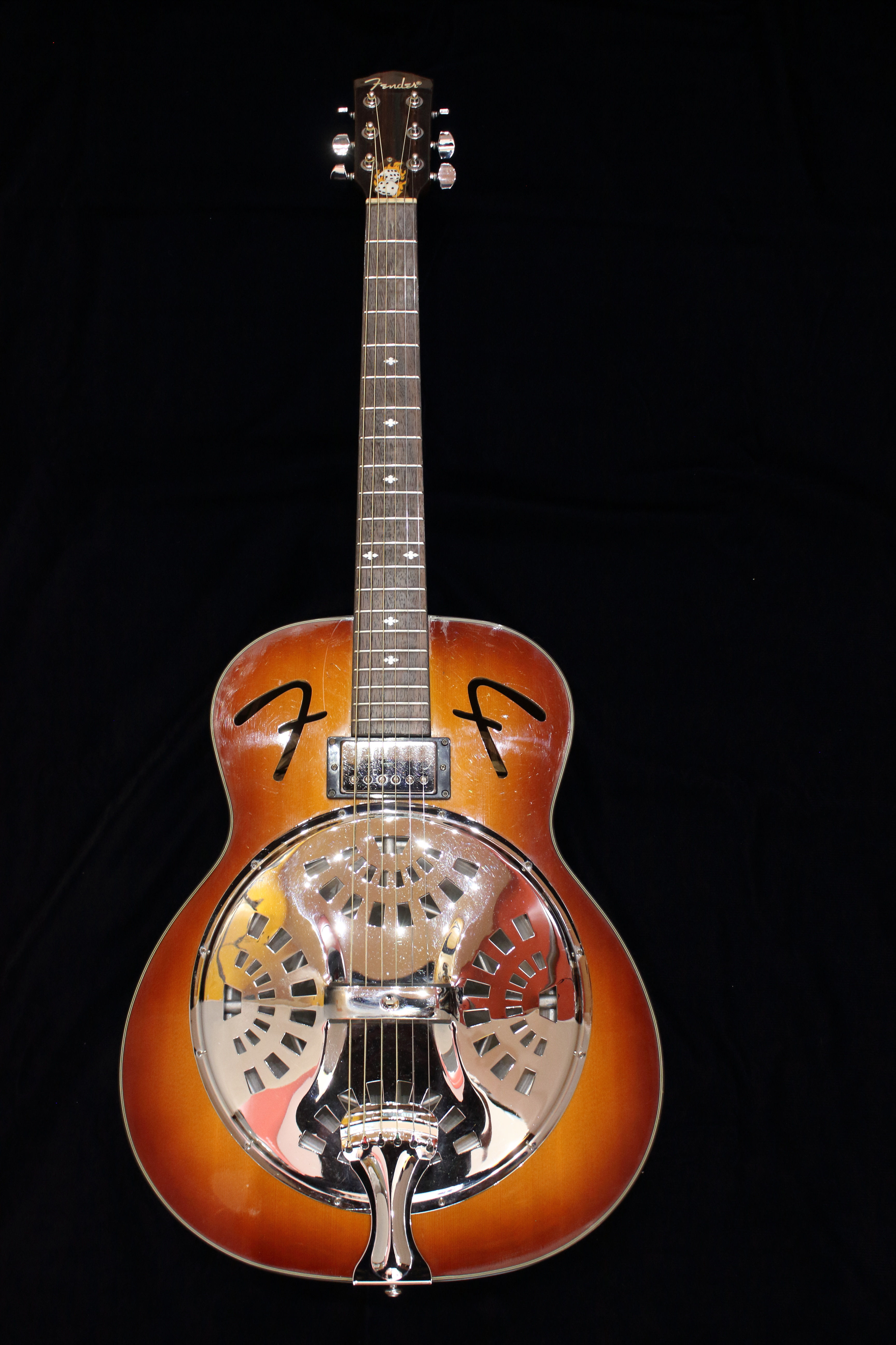 Fender FR-50 Round Neck