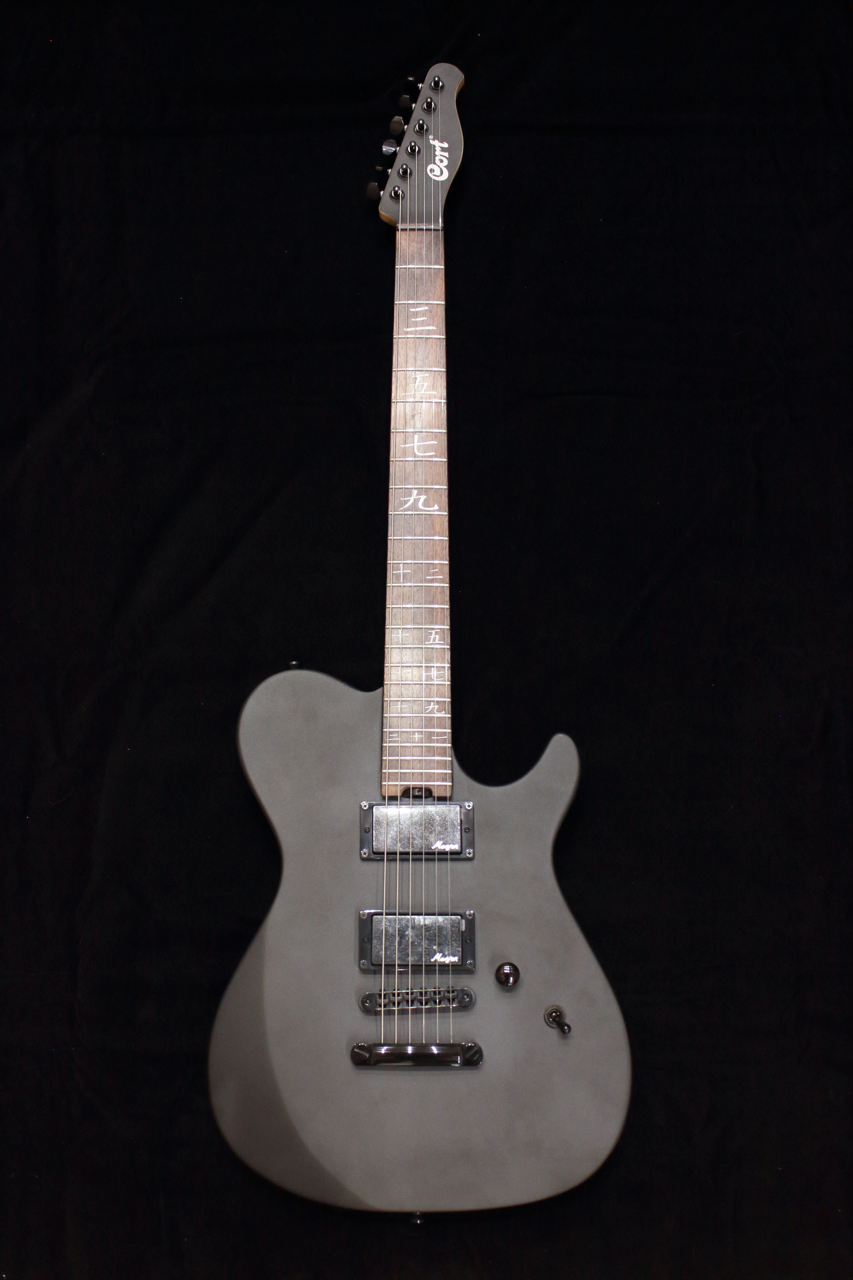 Cort Manson Series M-Jet