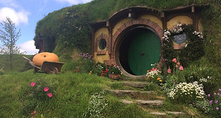hobbitfalva; haz; gyűrűk ura; filmhelyszin