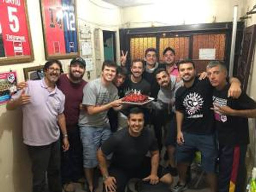 Grupo de amigos comemora 12 anos de RC Livramento