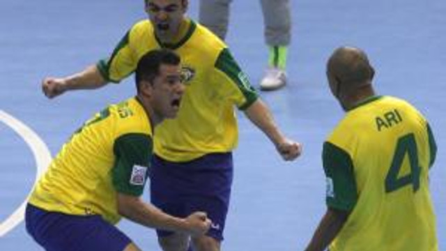 Comemoração Gol da Seleção Brasileira de Futsal