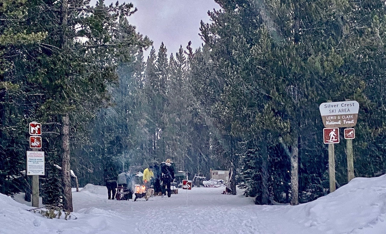 Snowy Trailhead.jpg