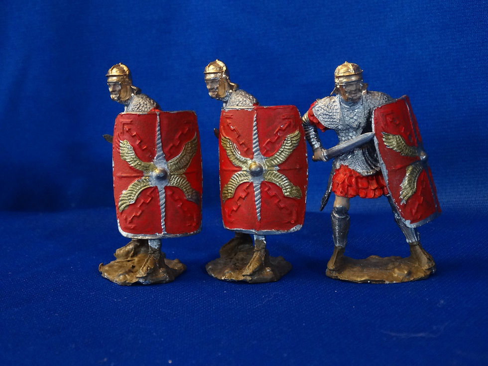 COKM-0979 - Romans with Swords (3 Figures) - 54mm Scale Metal
