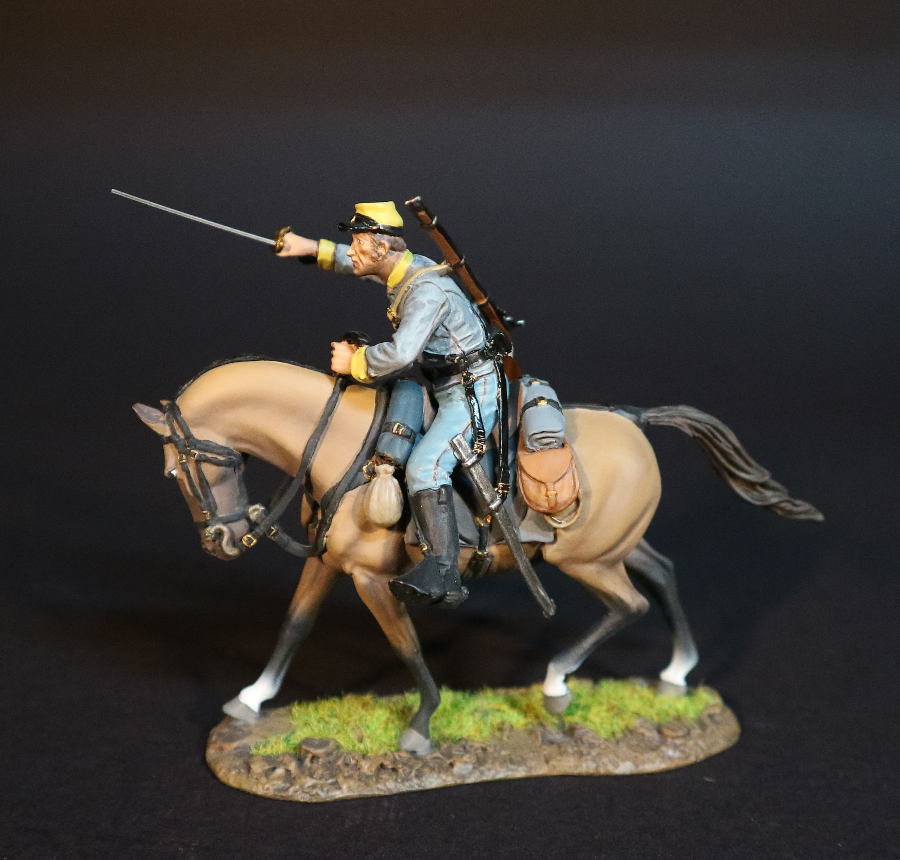 CSBS-09B - Confederate Cavalryman
