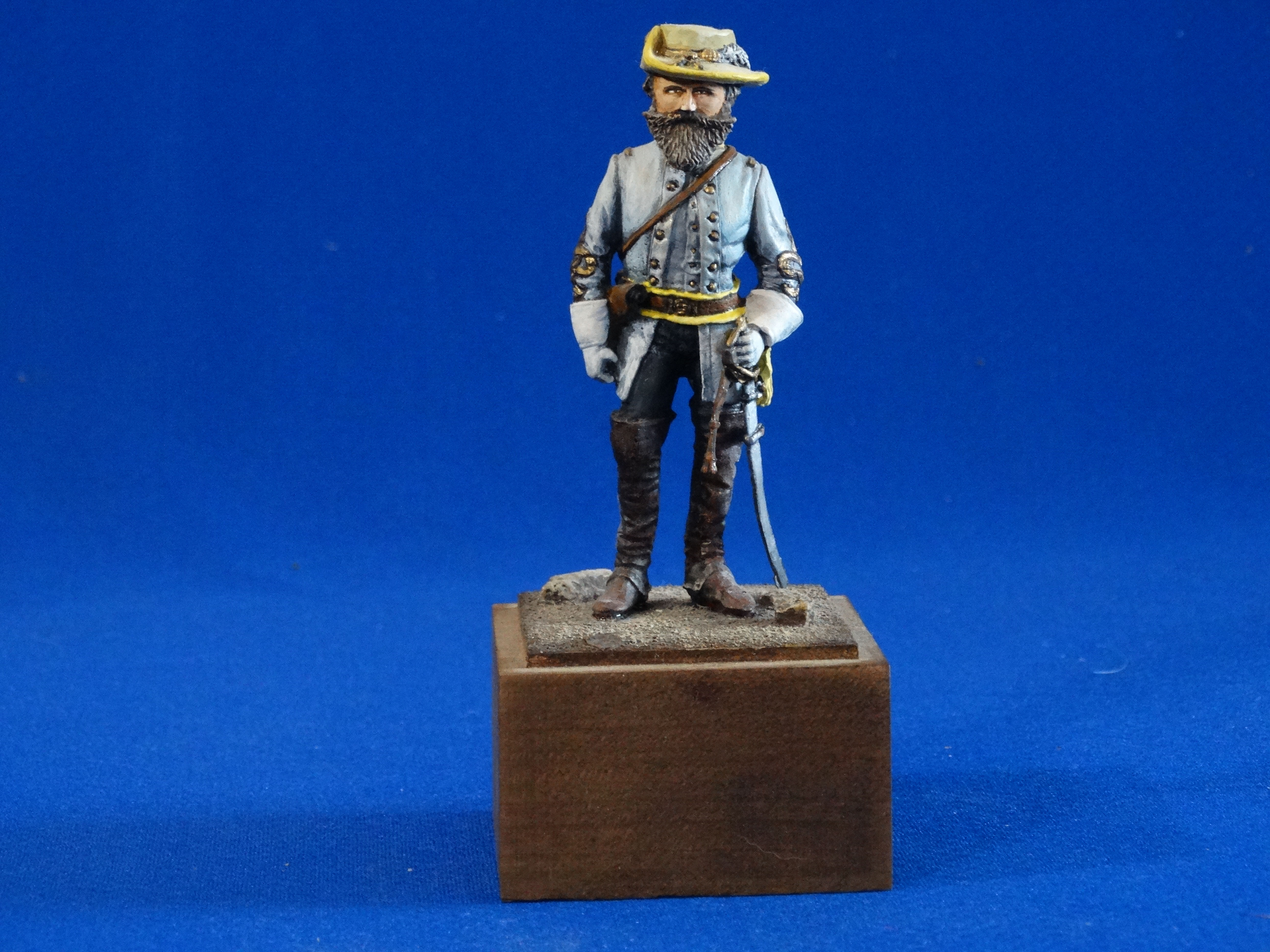 NR-011 - Confederate Officer - Metal on Wooden Base - ACW - Manufacturer Unknown