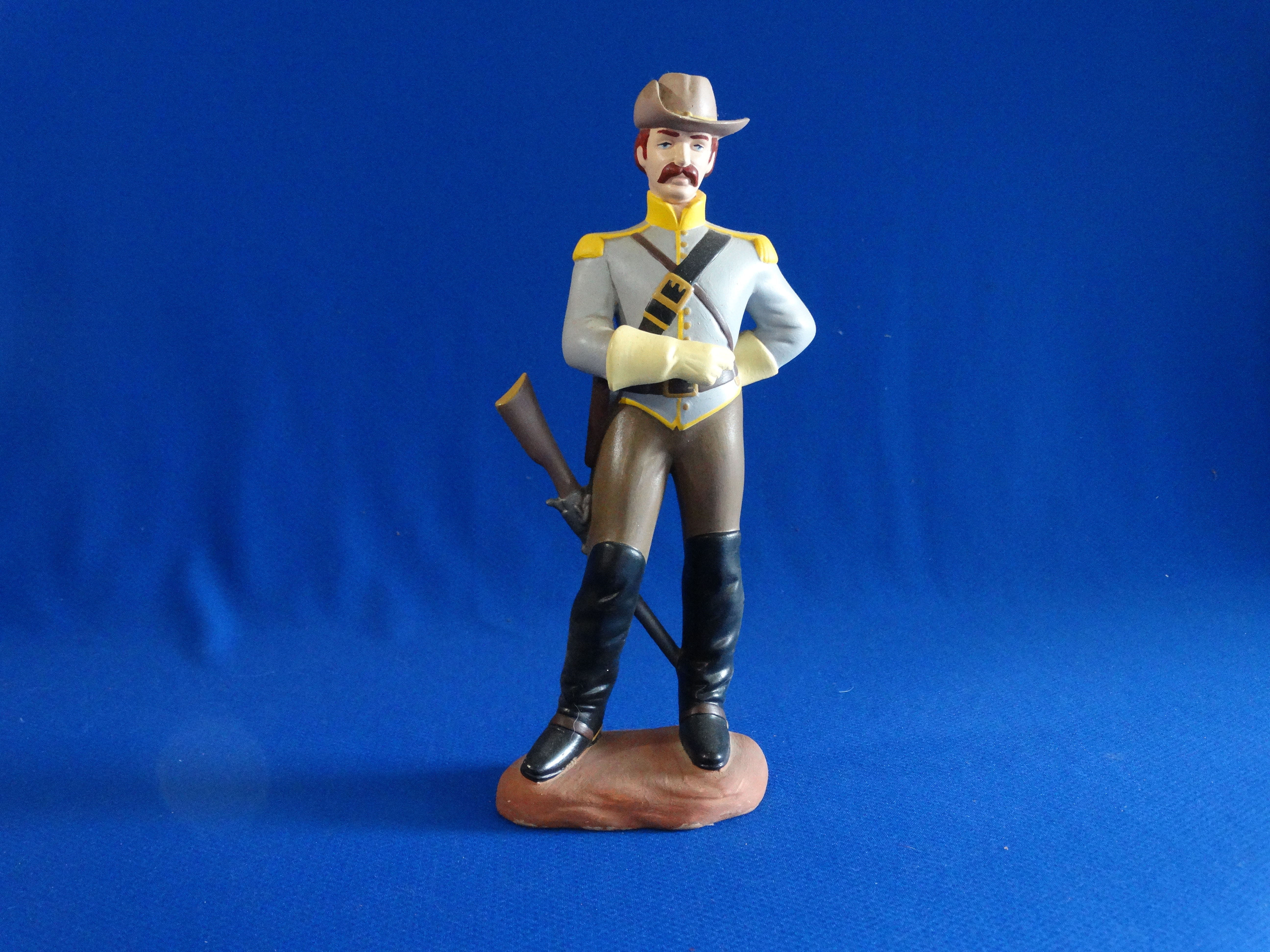 NR-002 - Confederate Officer - ACW - Ceramic - Atlantic (Height: 10.5") - No Box