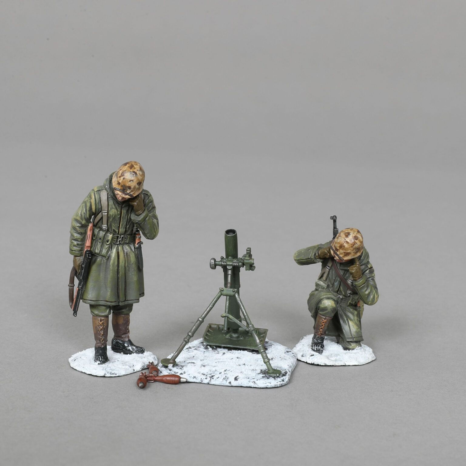 KOREA011A - Mortar Team