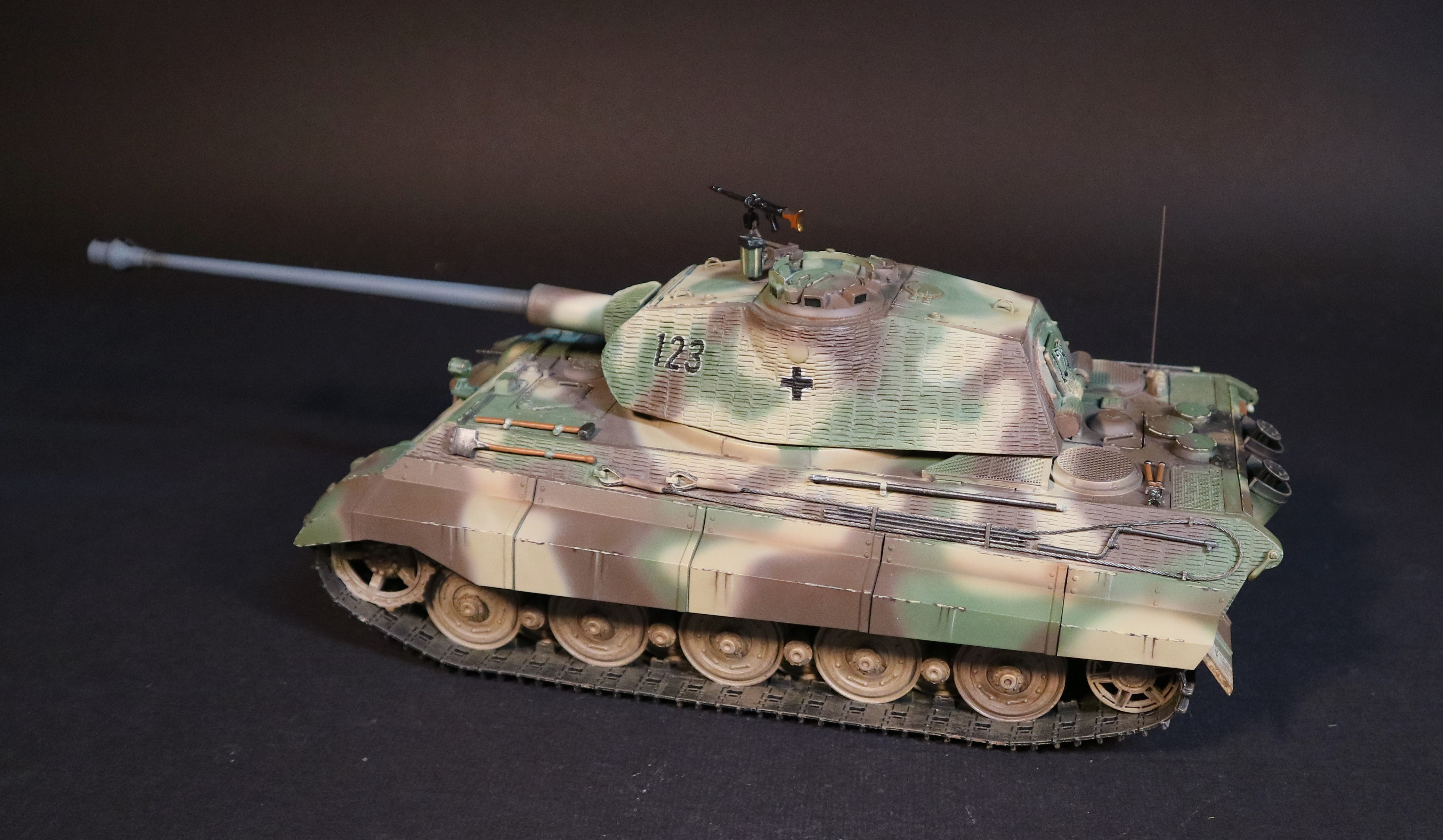 GA-54 - German King Tiger #123,  Panzerkampfwagen Tiger Ausf. B