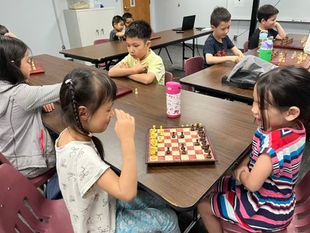 SLEO Hosts its First Classes of the Semester