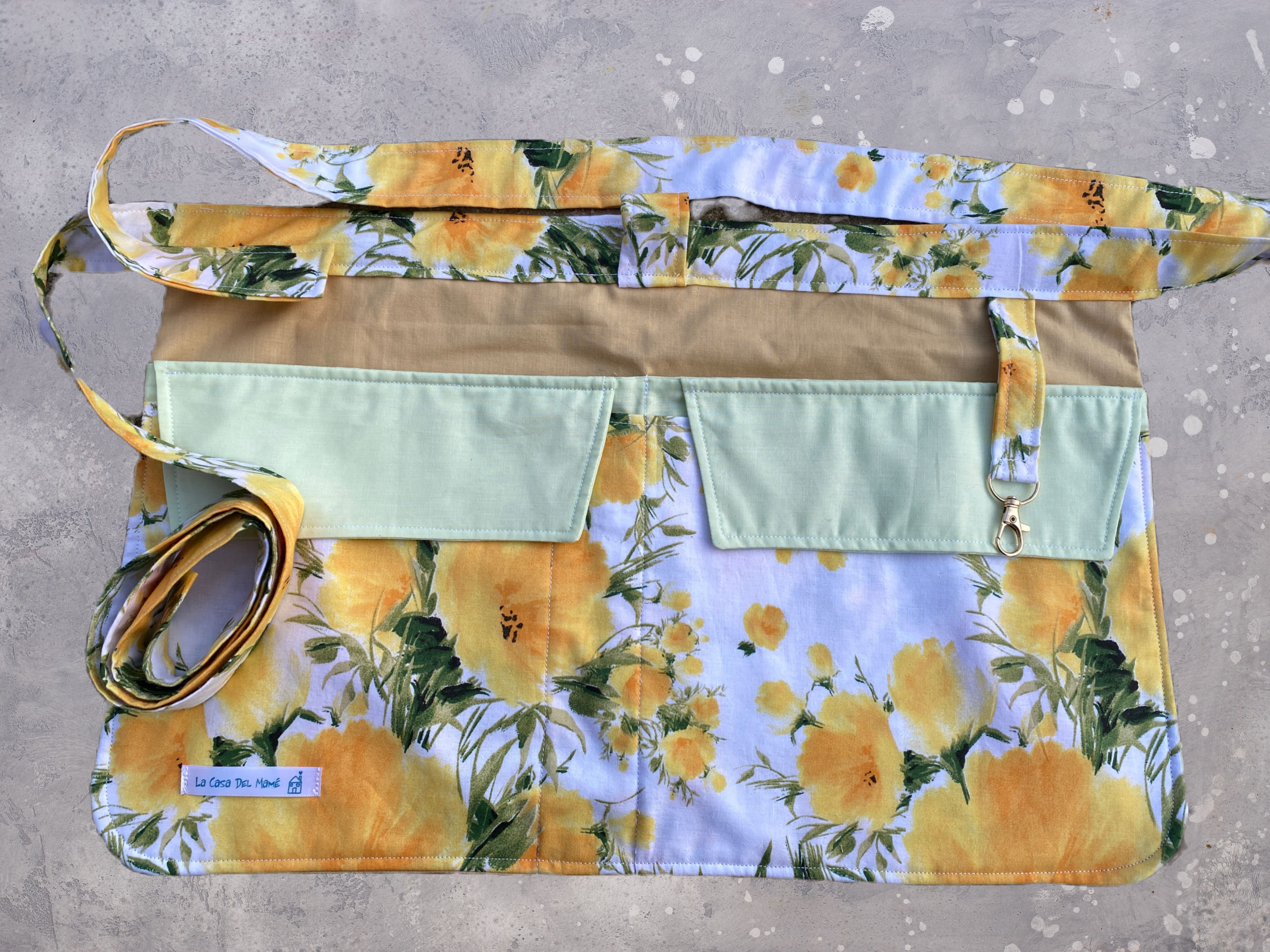 Tablier spécial Maîtresse Fleurs Jaunes