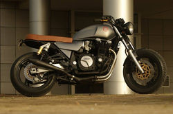 Yamaha XJR