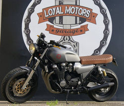 Yamaha XJR