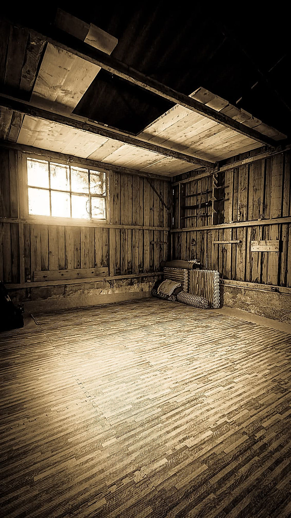 Vieil endroit de bois, lieu de résonance.