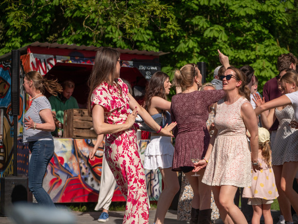 Goldschätzchen Biergarten, AfterWork mit DJ