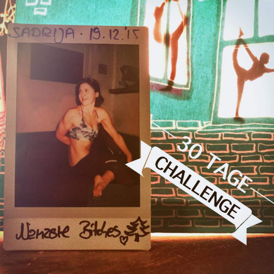 30 Tage Hot Yoga Challenge Sadrija