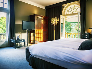 Country Hotel
